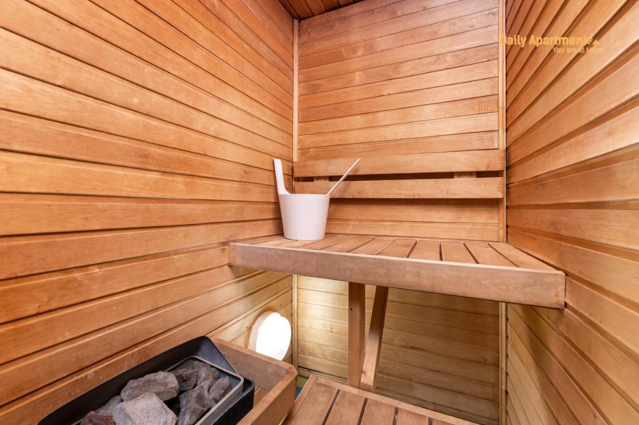 Luxury Suites - Noblessner With Sauna Таллин Экстерьер фото